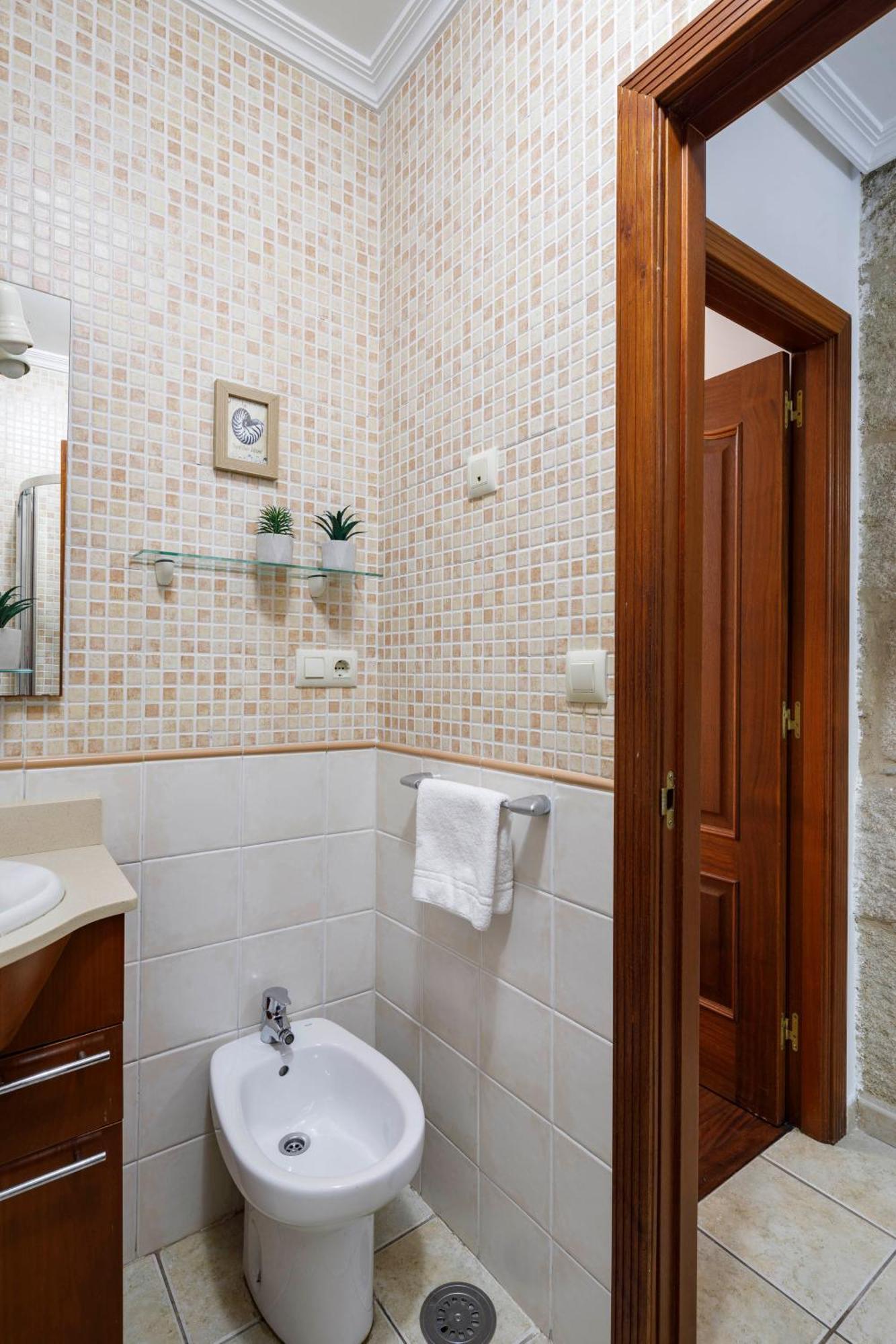 Con Encanto En El Casco Antiguo By Cabana Rentals วิโก ภายนอก รูปภาพ